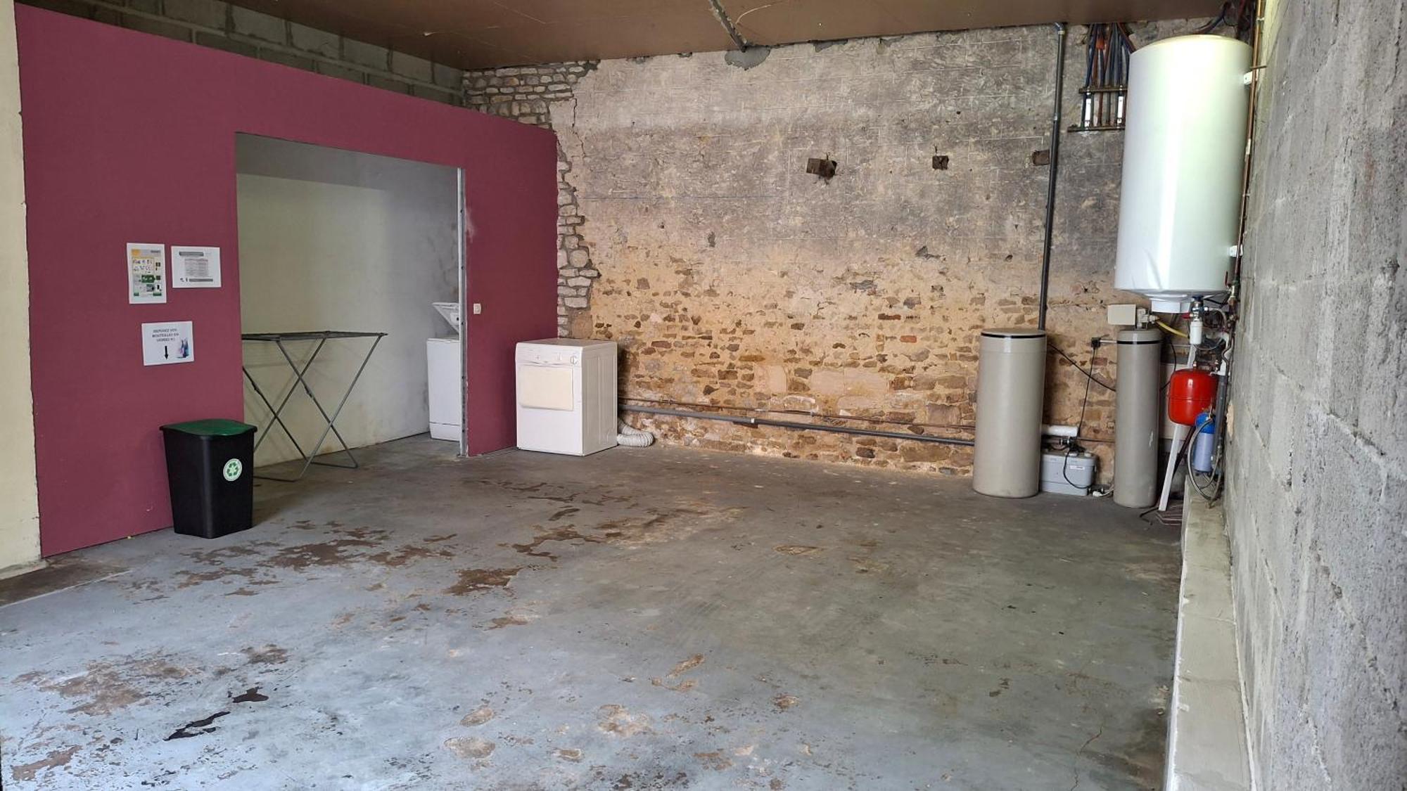 Gite A Sees Avec Garage Prive En Centre Ville Exterior photo